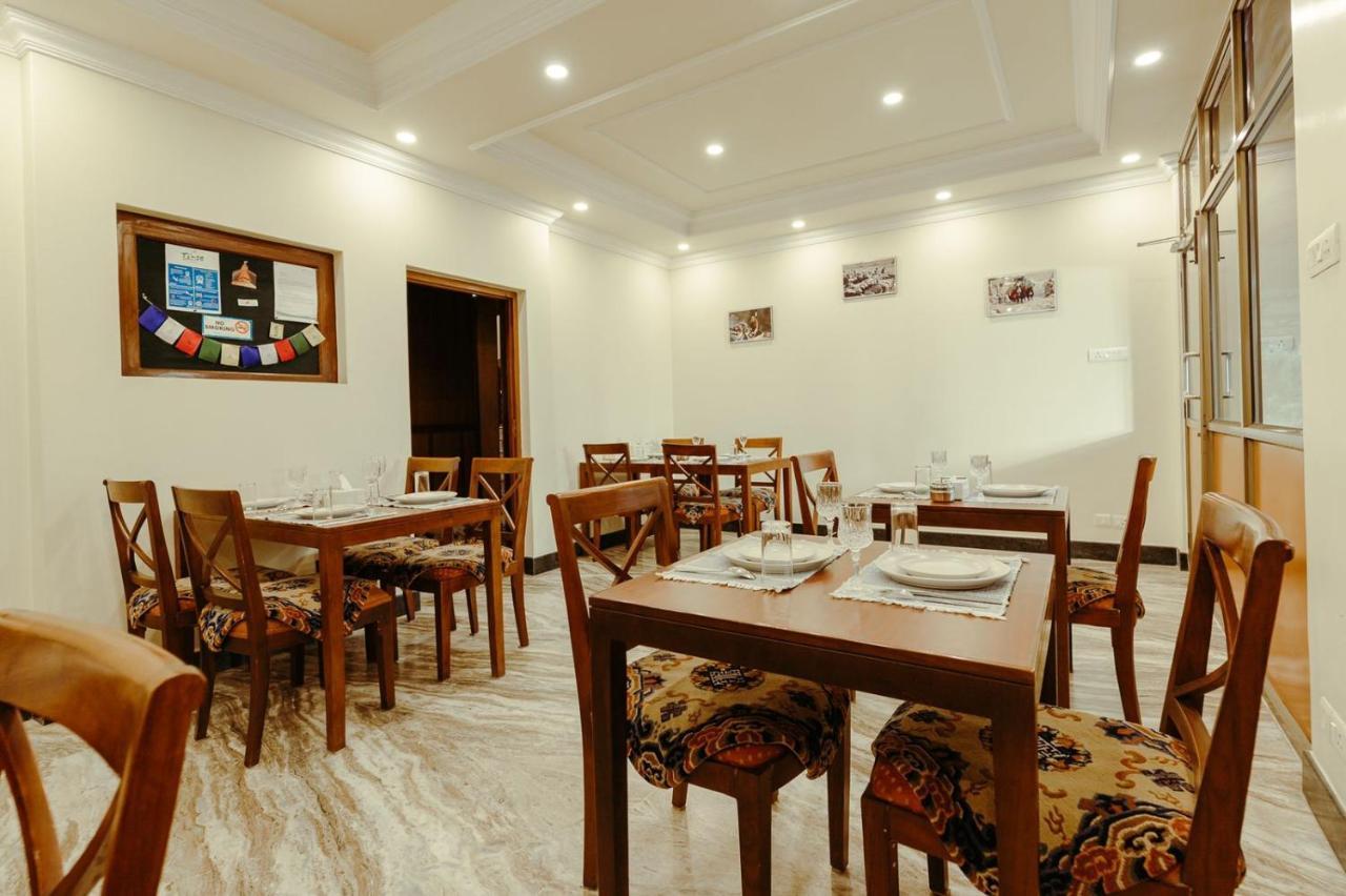 Tise Hotel Catmandu Exterior foto