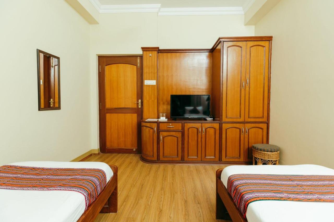 Tise Hotel Catmandu Exterior foto